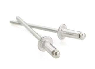 Nity czy śruby? Porównanie elementów łącznych