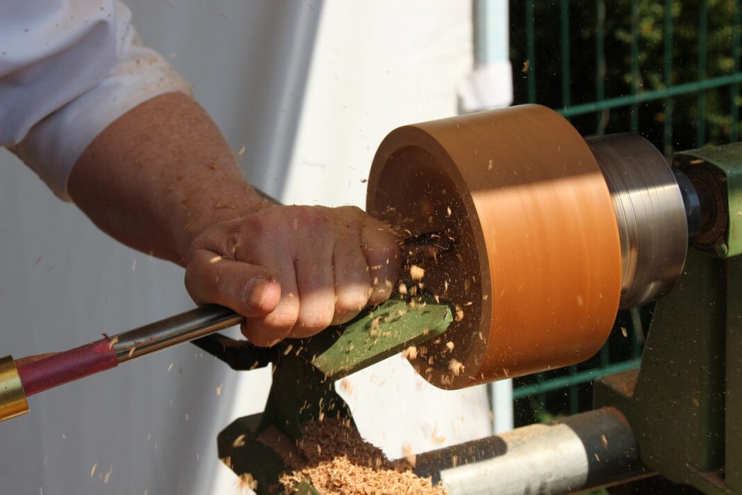 woodworking-2540778_1280