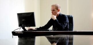 Sezonowość sprzedaży na małych rynkach – jak ją przewidzieć i wykorzystać?