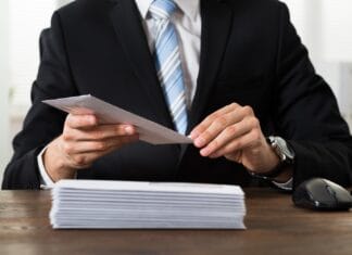 Skuteczne zarządzanie projektami z PRINCE2 – kluczowe zasady i struktura metodyki