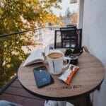 Jak dobrać podstawę i samodzielnie stworzyć stolik kawowy – poradnik zakupowy dla klientów e-commerce